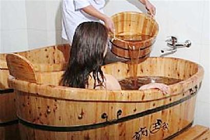藥浴美容養(yǎng)生 六款藥浴助你擁有完美肌膚！
